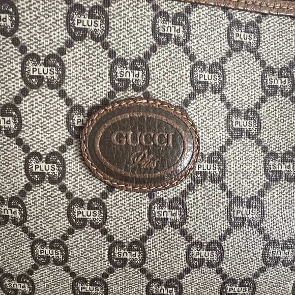 EUC Vintage Gucci Plus Pouch - Picture 4 of 14